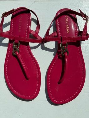 Cole Haan Women's Hot Pink/Red T-Strap Sandals with Gold Accent Size 6M